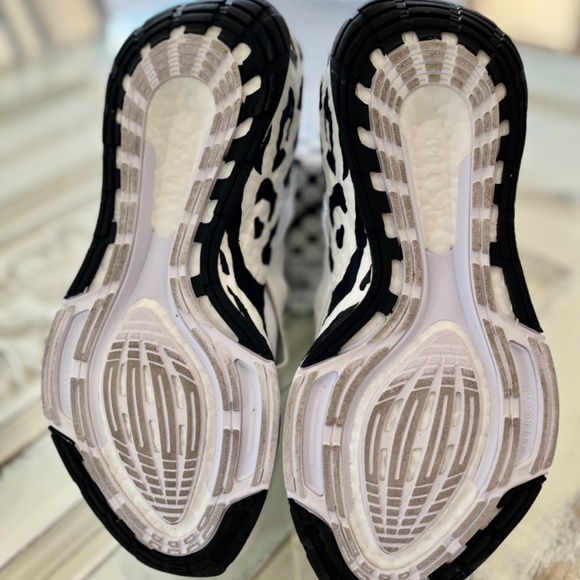 Adidas by Stella McCartney - Picture 2 of 7